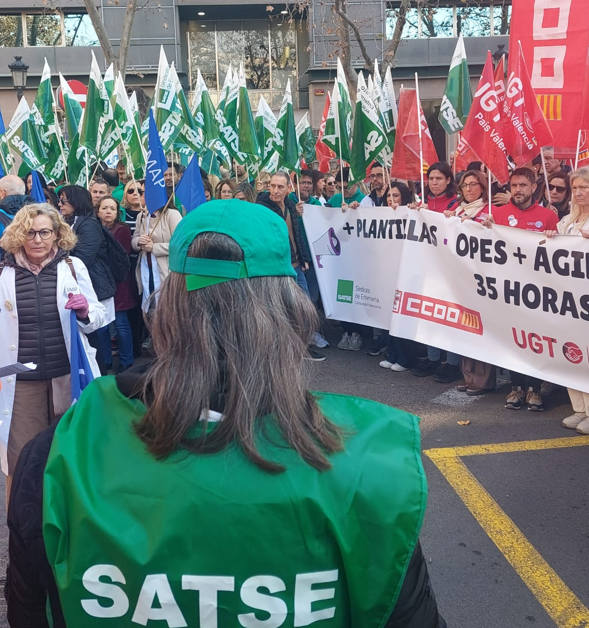 SATSE se concentra frente a la Conselleria por la falta de diálogo y el deterioro de la Sanidad